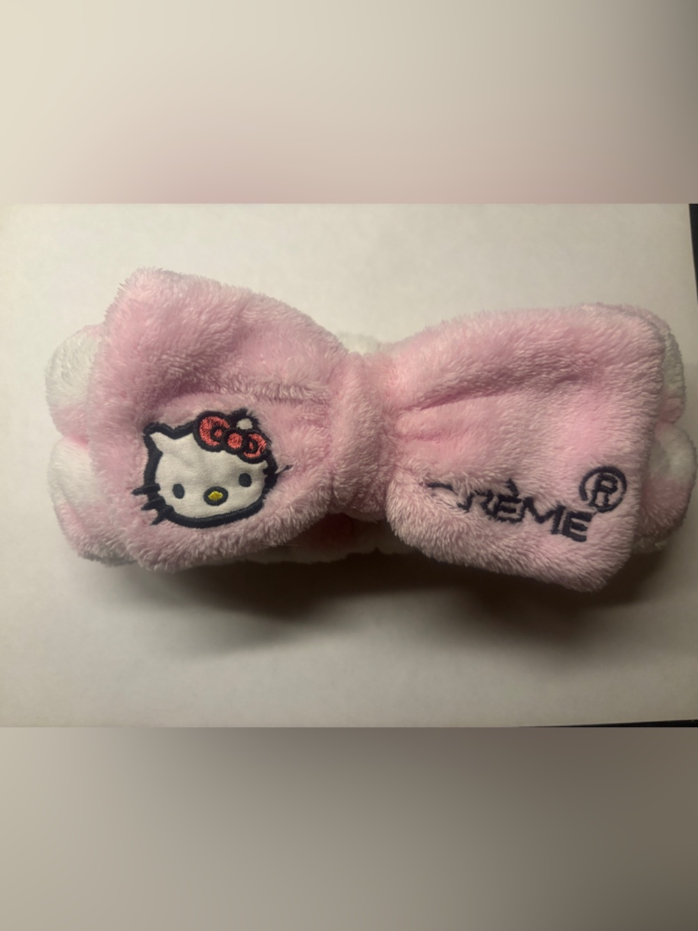 Crème Hello Kitty Pink Plush Makeup Headband
